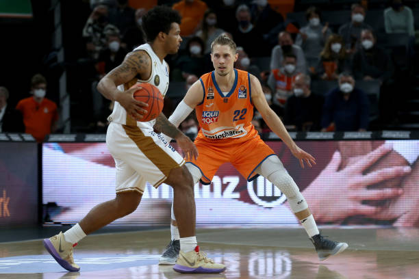 在本次赛事 在本次赛事