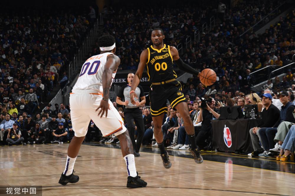 献精彩表现 献精彩表现